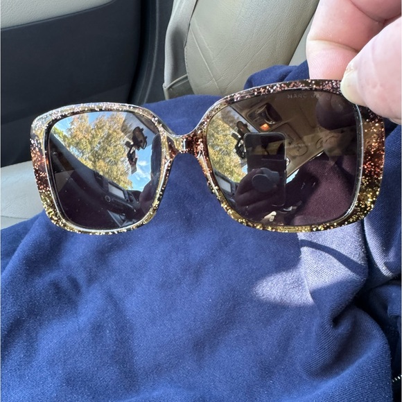 Marc Jacobs women’s glitter leopard print sunglasses - worn one time main image 4
